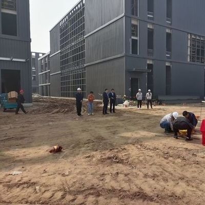 Q355B इस्पात फ्रेम बहुमंजिला इस्पात संरचना कार्यालय भवन