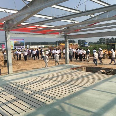 Q345B पूर्वनिर्मित औद्योगिक इस्पात भवन