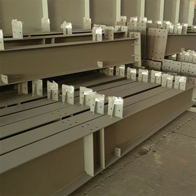 लचीलापन Q355b स्टील फ्रेम वेयरहाउस निर्माण अग्नि प्रतिरोध