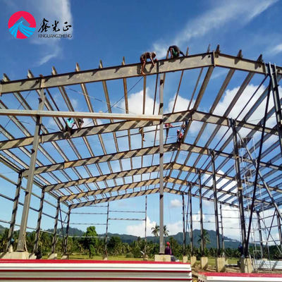 पुर्लिन प्रीफैब वेयरहाउस बिल्डिंग स्टील स्ट्रक्चर पेंट सतह उपचार