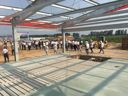 C पुर्लिन स्टील संरचना गोदाम कस्टम पूर्वनिर्मित निर्माण
