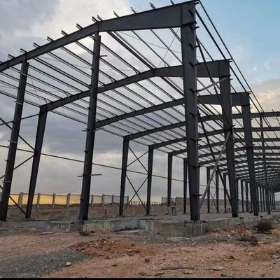 सीई इस्पात संरचना गोदाम Q355B पूर्वनिर्मित इस्पात गोदाम