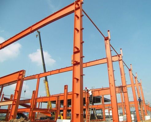 औद्योगिक इस्पात संरचना कार्यशाला के साथ कोण इस्पात घुटने के समर्थन और पीवीडीएफ पाल परिष्करण